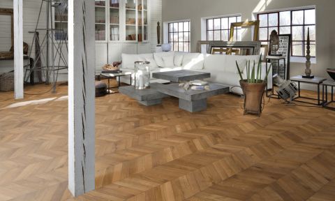 Oak Chevron Light brown