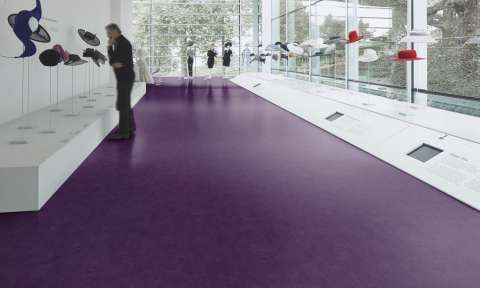 Marmoleum Real purple