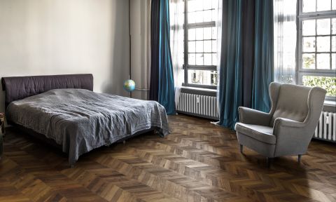 Oak Chevron Dark brown